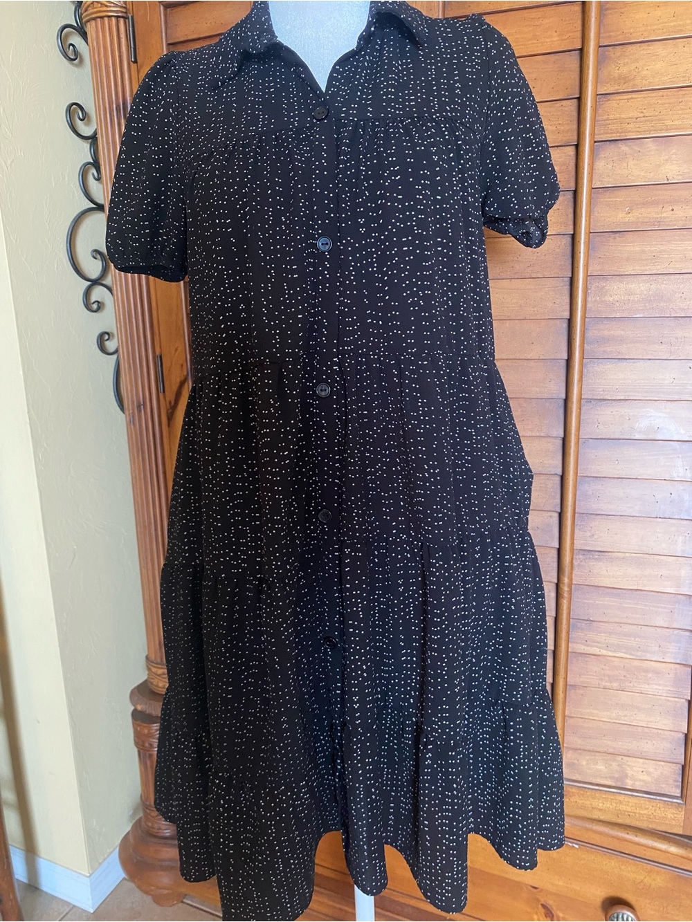 Polkadot Tieredi Dress nonfunctional buttons size xs